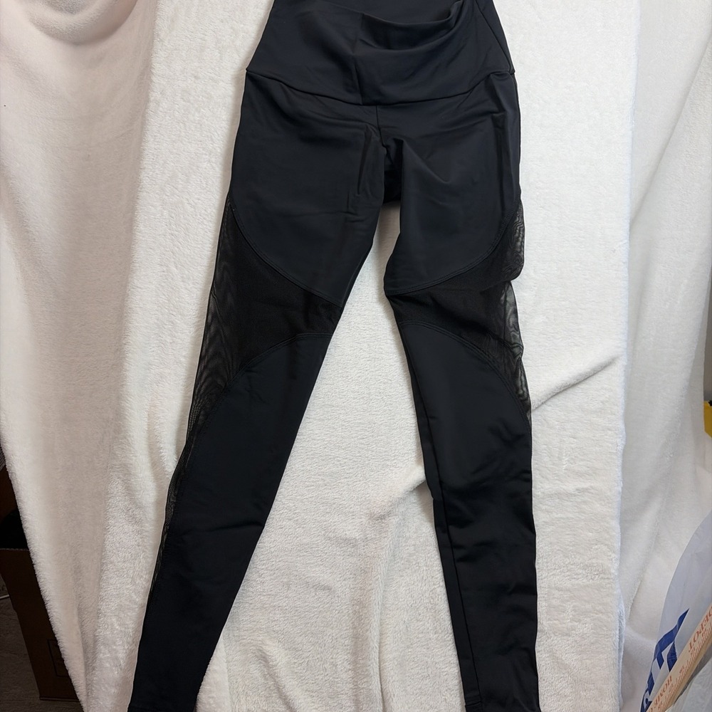 Onzie Flow Black High Waist Mesh Athletic Workout Leggings - Women's Size‎ S/M